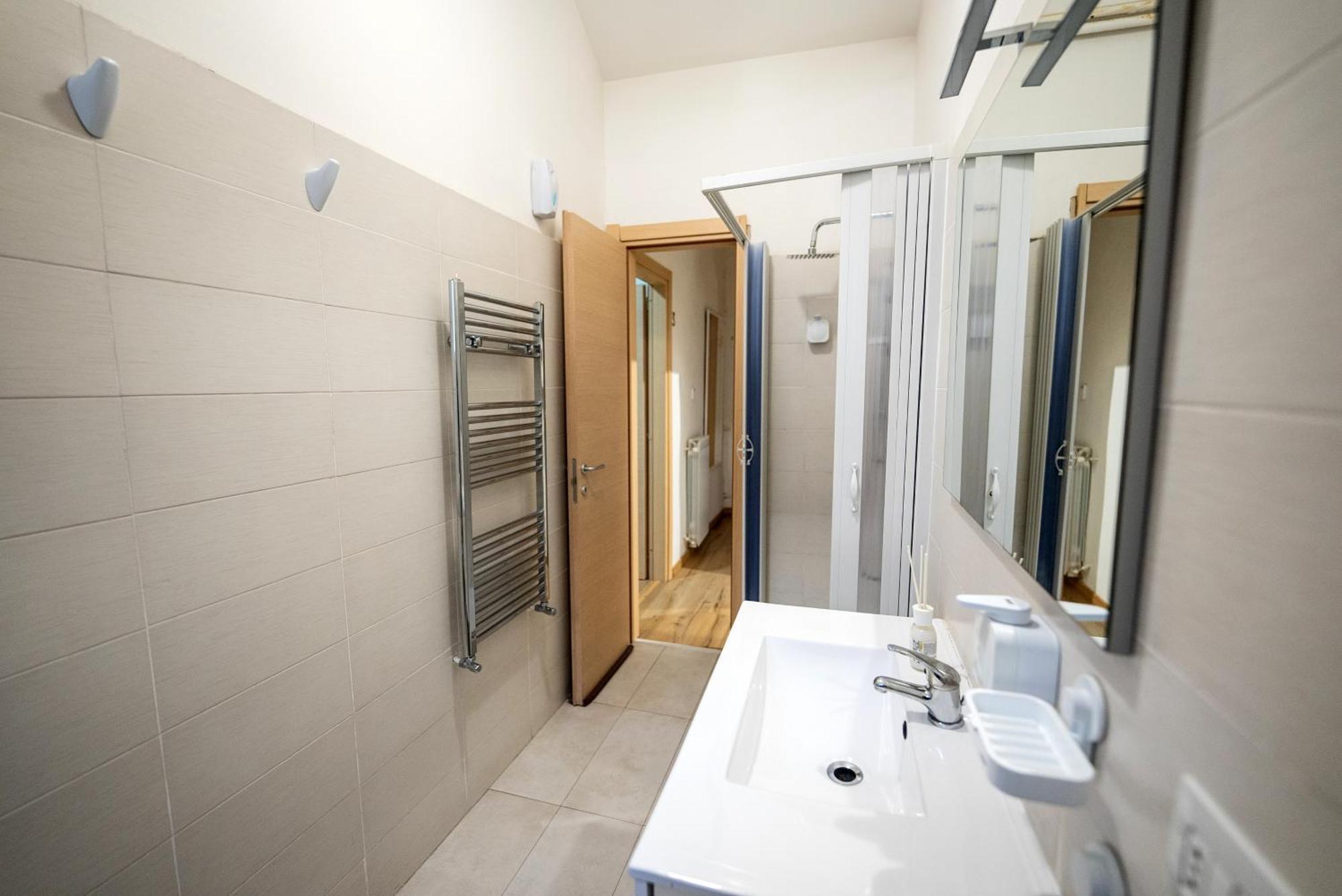 Home Josephine, A Due Passi Dalla Reggia Caserta Luaran gambar